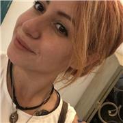 Ciao! Sono una studentessa di lingue. Studi Russo e Tedesco. Posso aiutarti nel tuo percorso di studio!